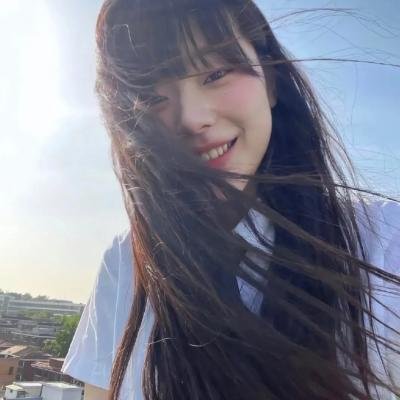 黎明时分的年轻人们